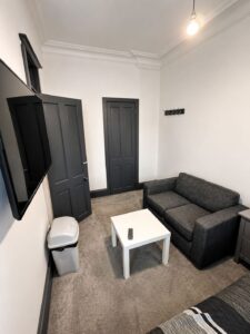 2 bedroom heart of Southside Glasgow