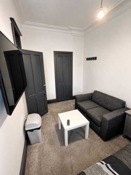 2 bedroom heart of Southside Glasgow