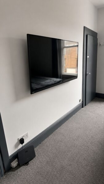 2 bedroom heart of Southside Glasgow