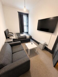 2 bedroom heart of Southside Glasgow